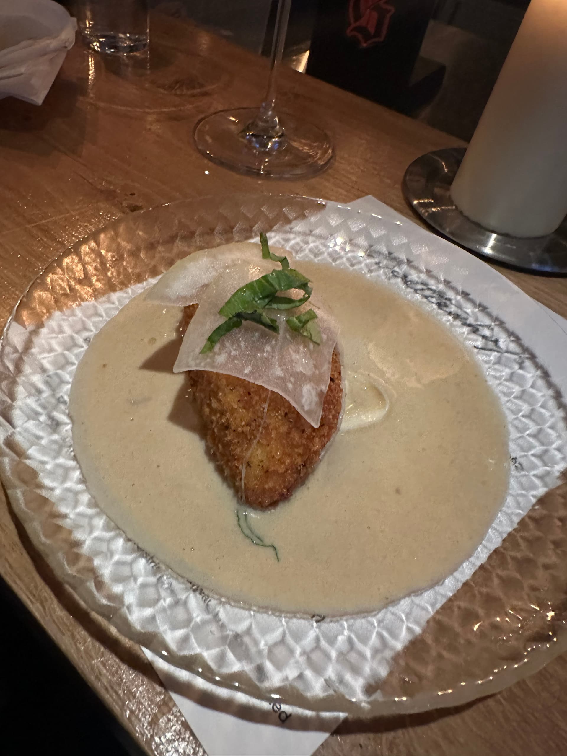 Krokant gefrituurde kroket in roomsaus met venkel — Bottle Shop